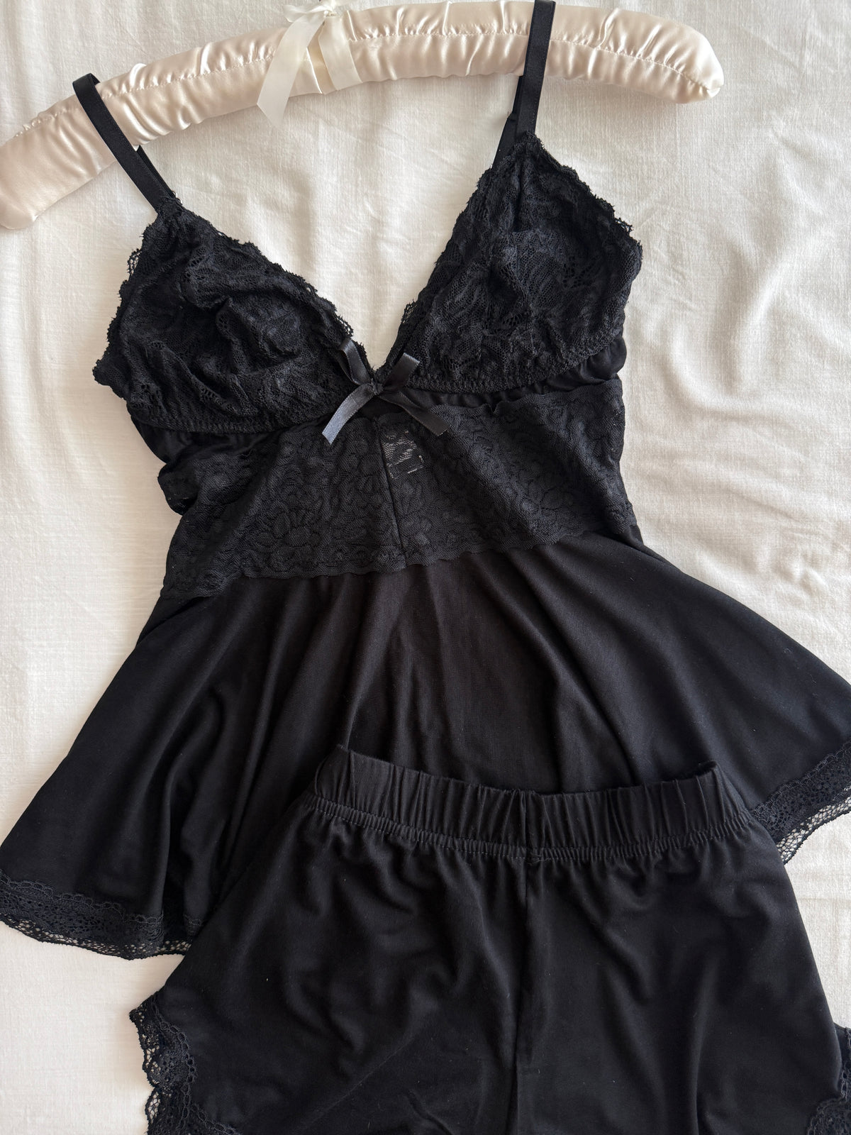 Cloud Kiss Siyah Ultra Yumuşak Pamuklu Şortlu Pijama Takımı