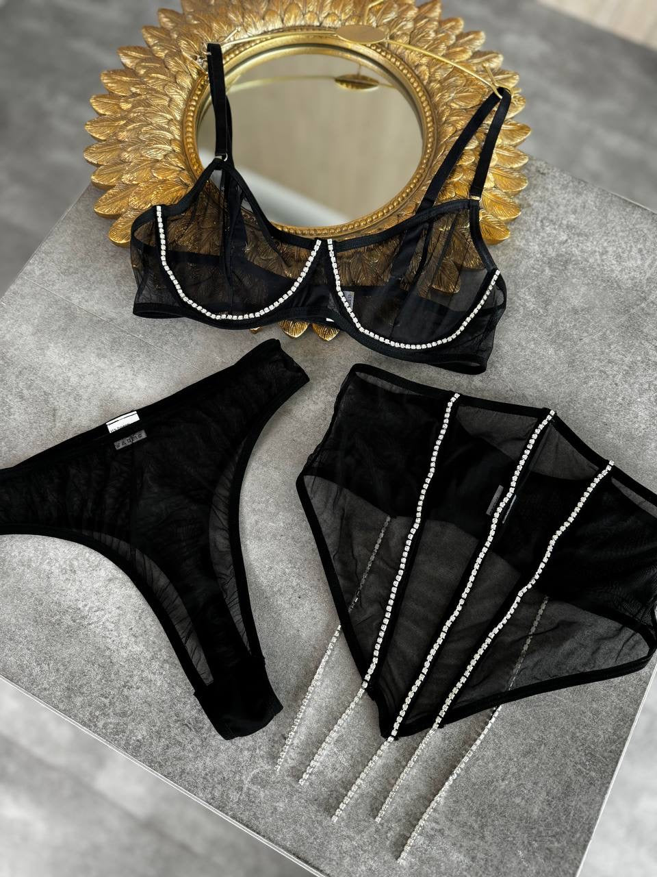 Siyah Parıltılı Korse Detaylı Bralet Takımı
