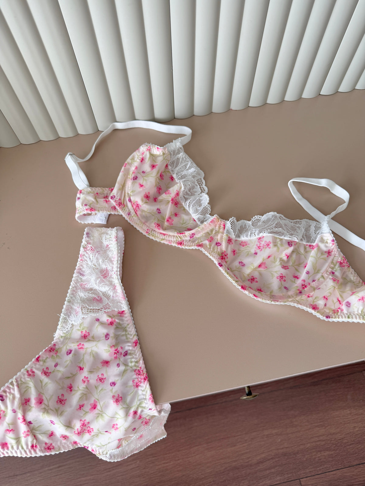 Floral Reverie - Rose Petal Bralet Takımı