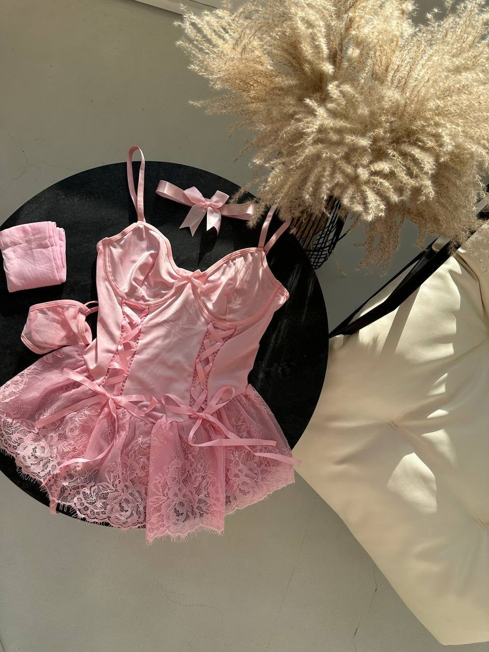 Elena Pembe Babydoll Seti ( Çorap Dahil)