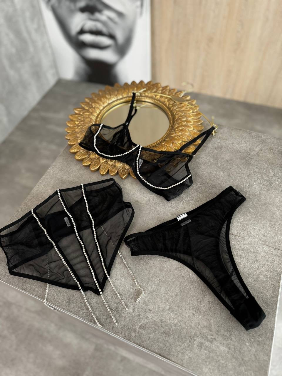 Siyah Parıltılı Korse Detaylı Bralet Takımı