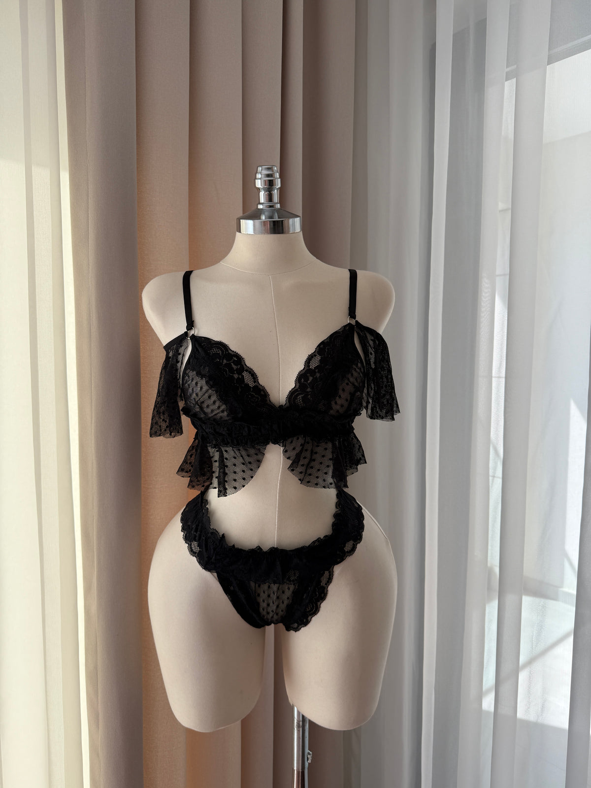 Polka Dot Romance Bralet Takımı