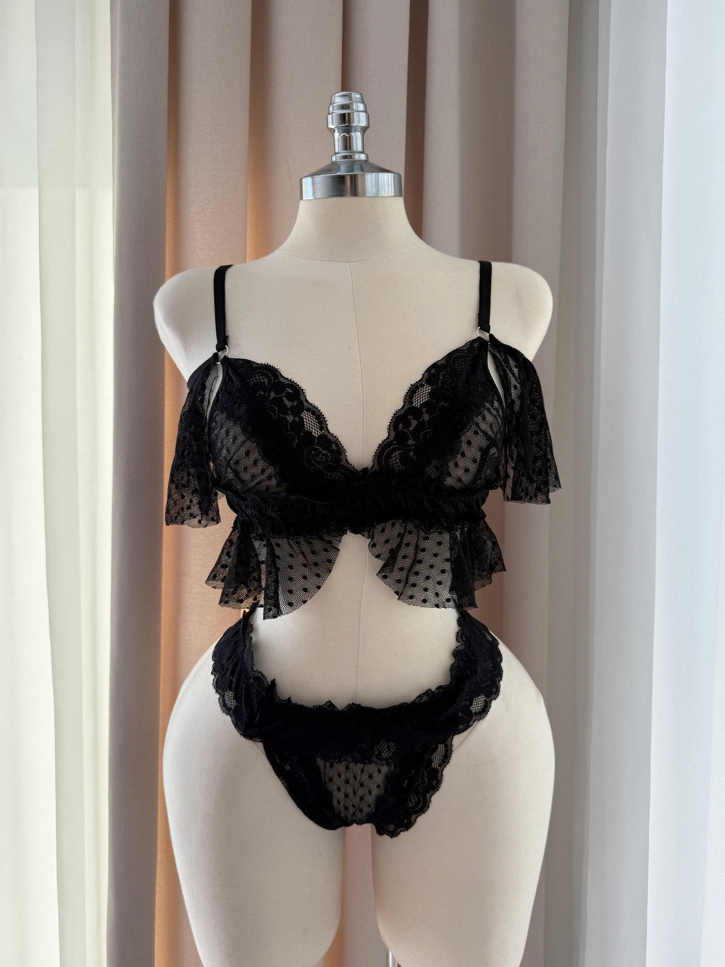 Polka Dot Romance Bralet Takımı