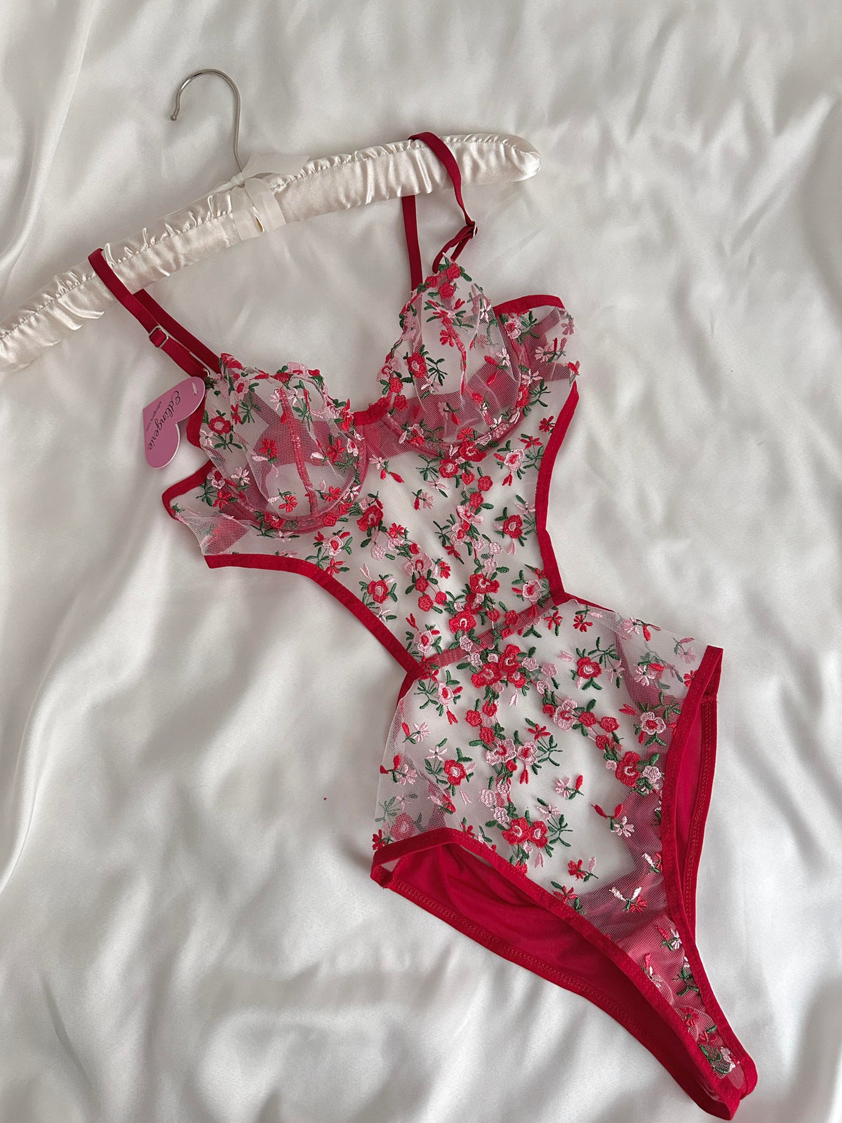 Amelia Kırmızı Çiçek Detaylı Bodysuit