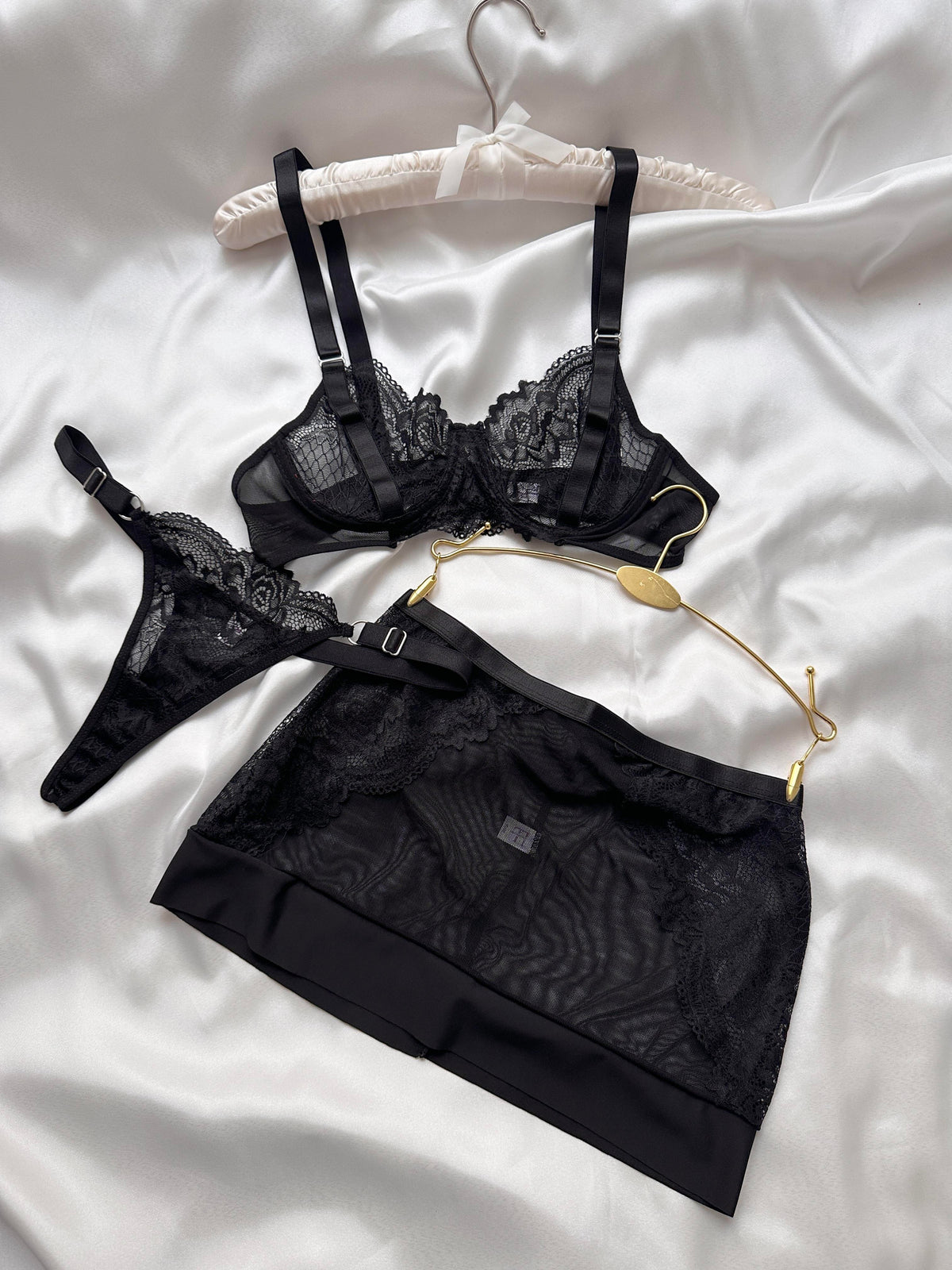 Angela Skirt Set