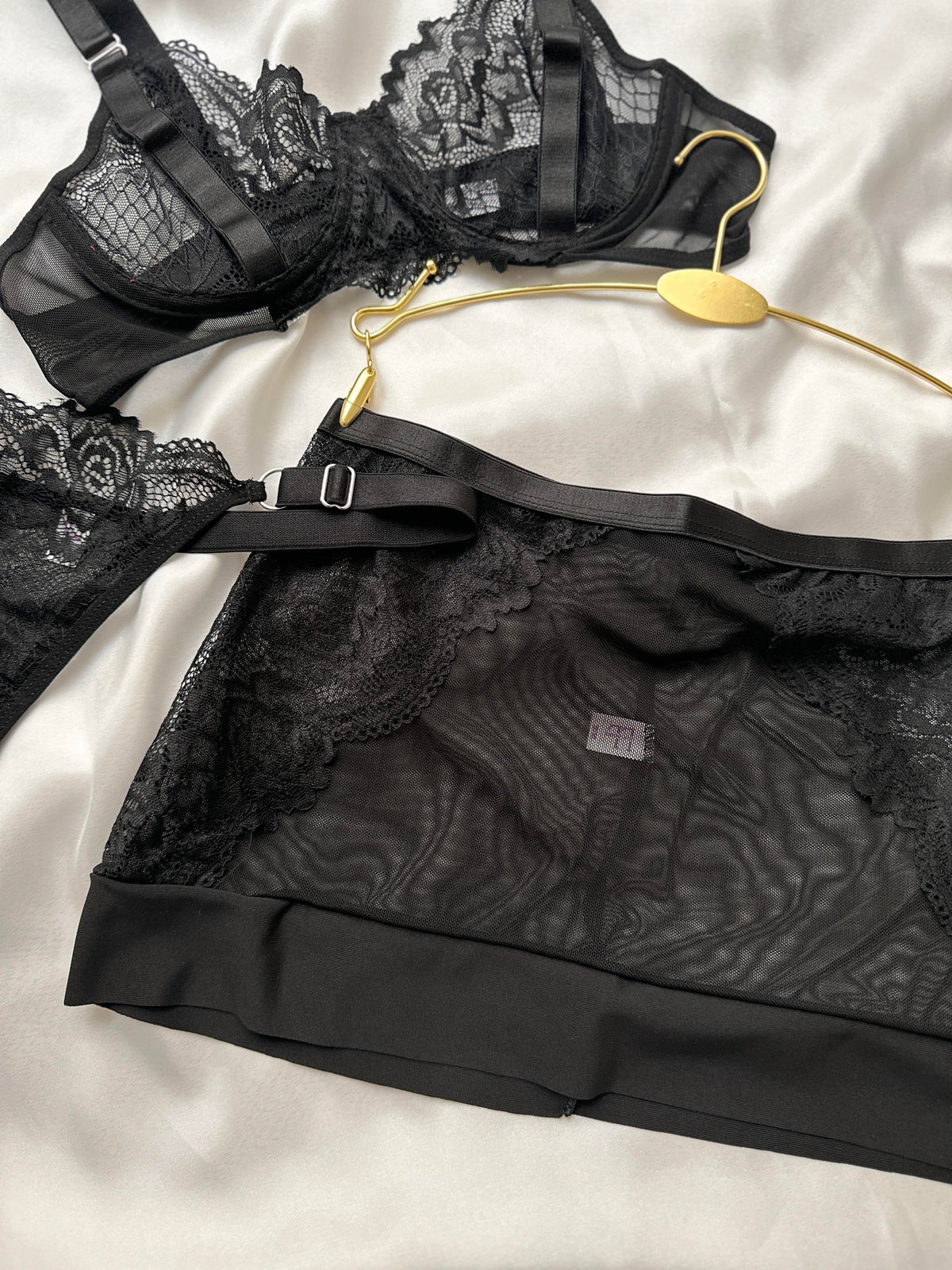 Angela Skirt Set