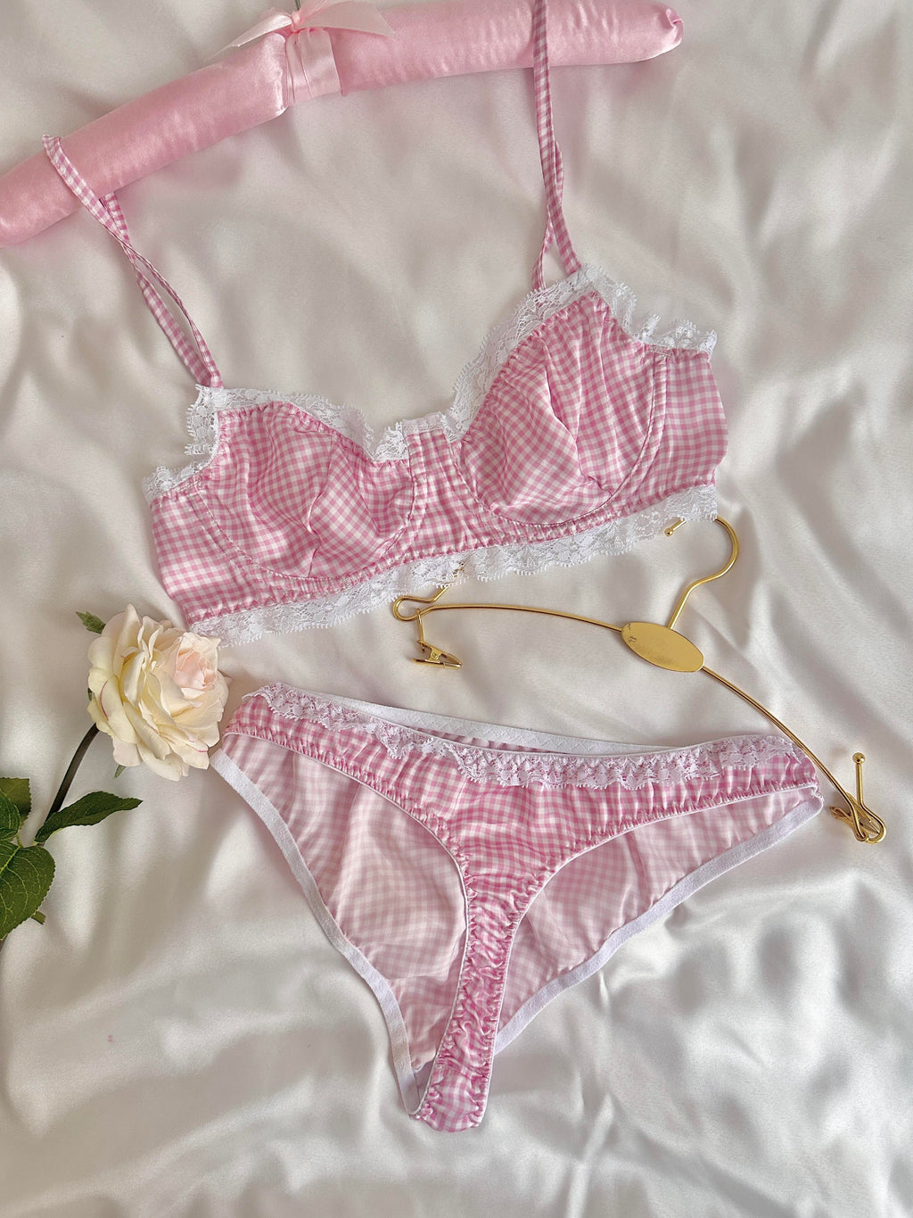 Aurora Pembe Bralet Takımı