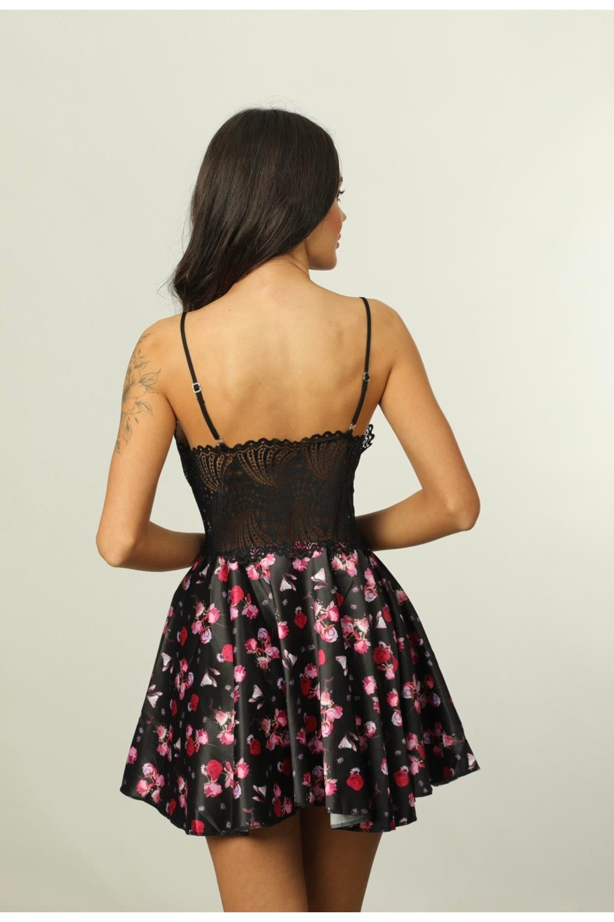Black Garden Lace Detail Satin Nightgown