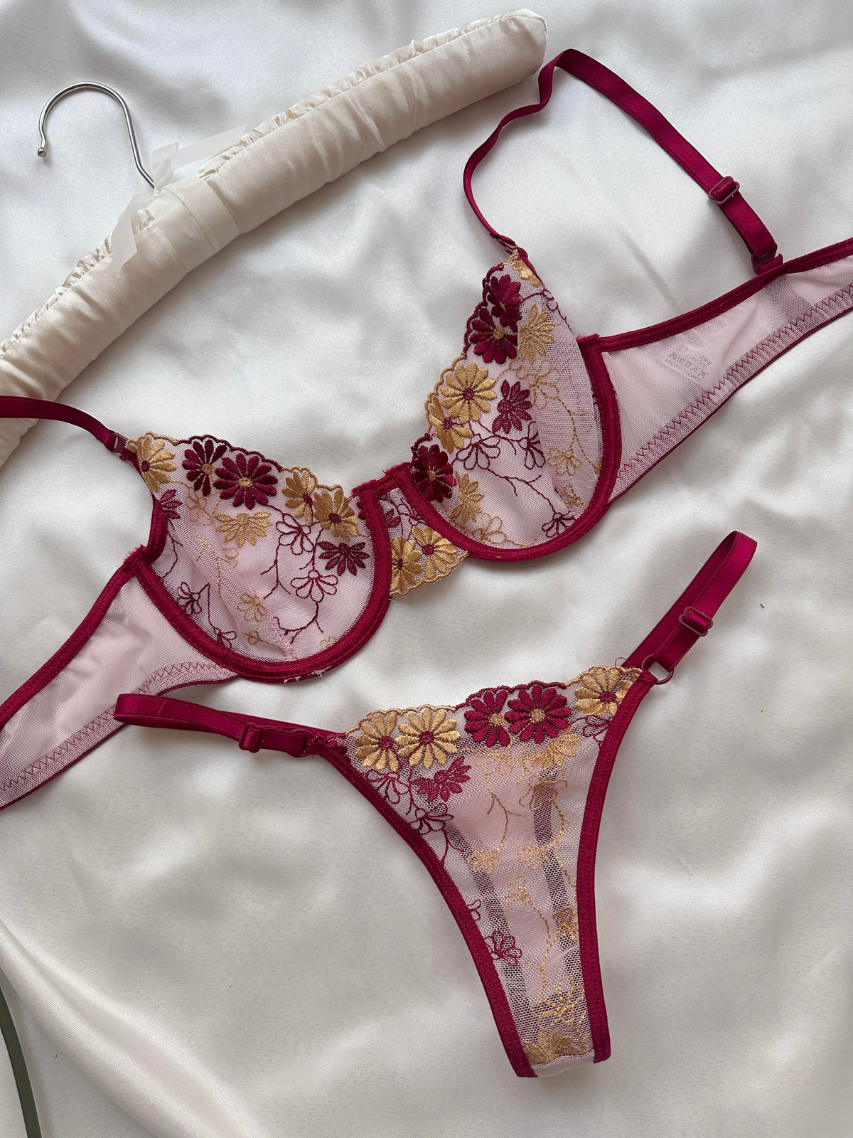Bordo Balenli Bralet Takımı