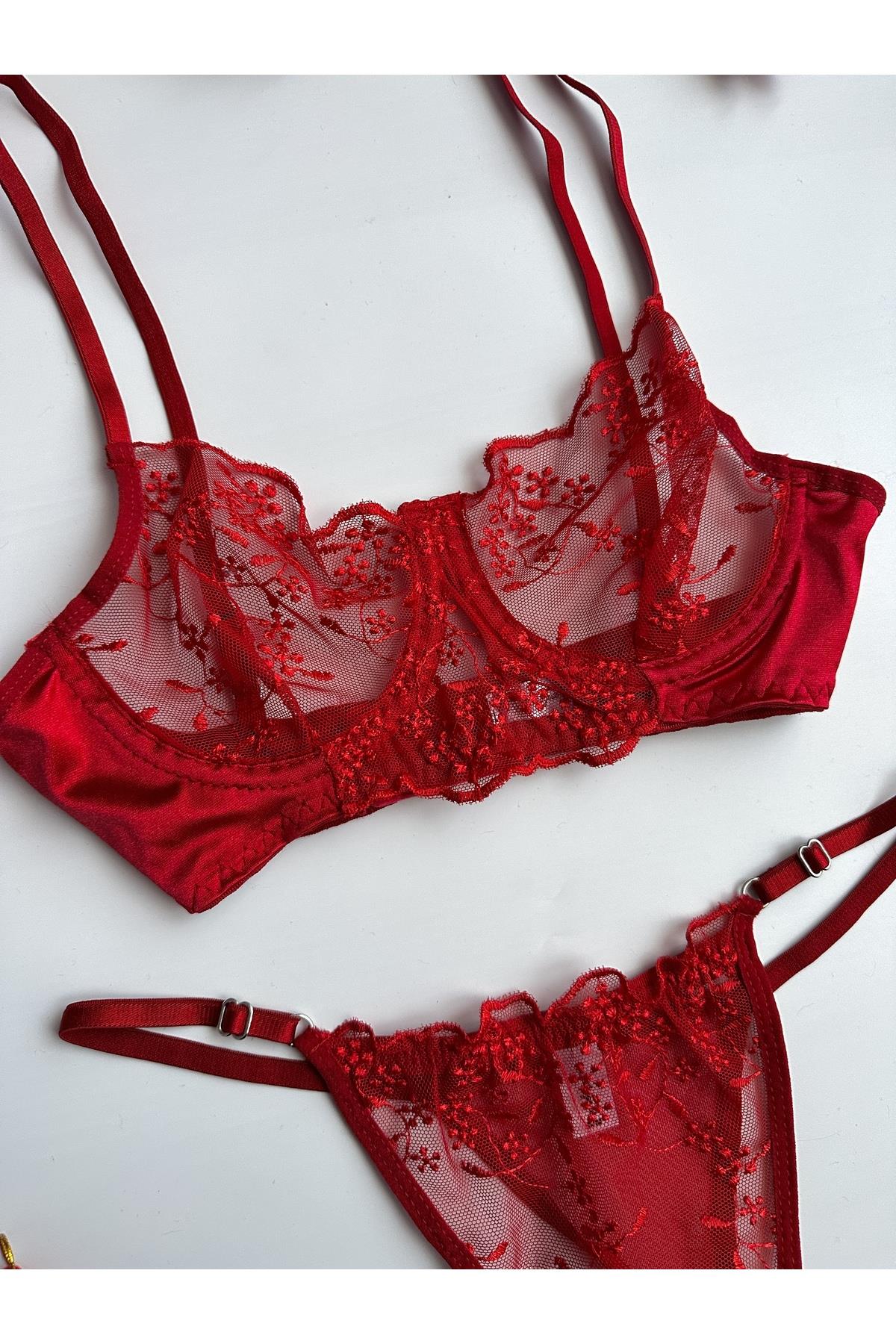 Brode Saten Detaylı Bralet Takımı