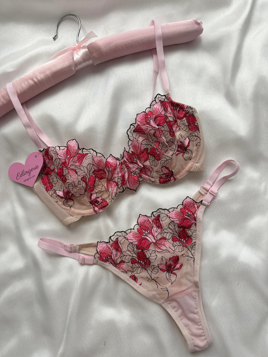 Camille Bralet Set