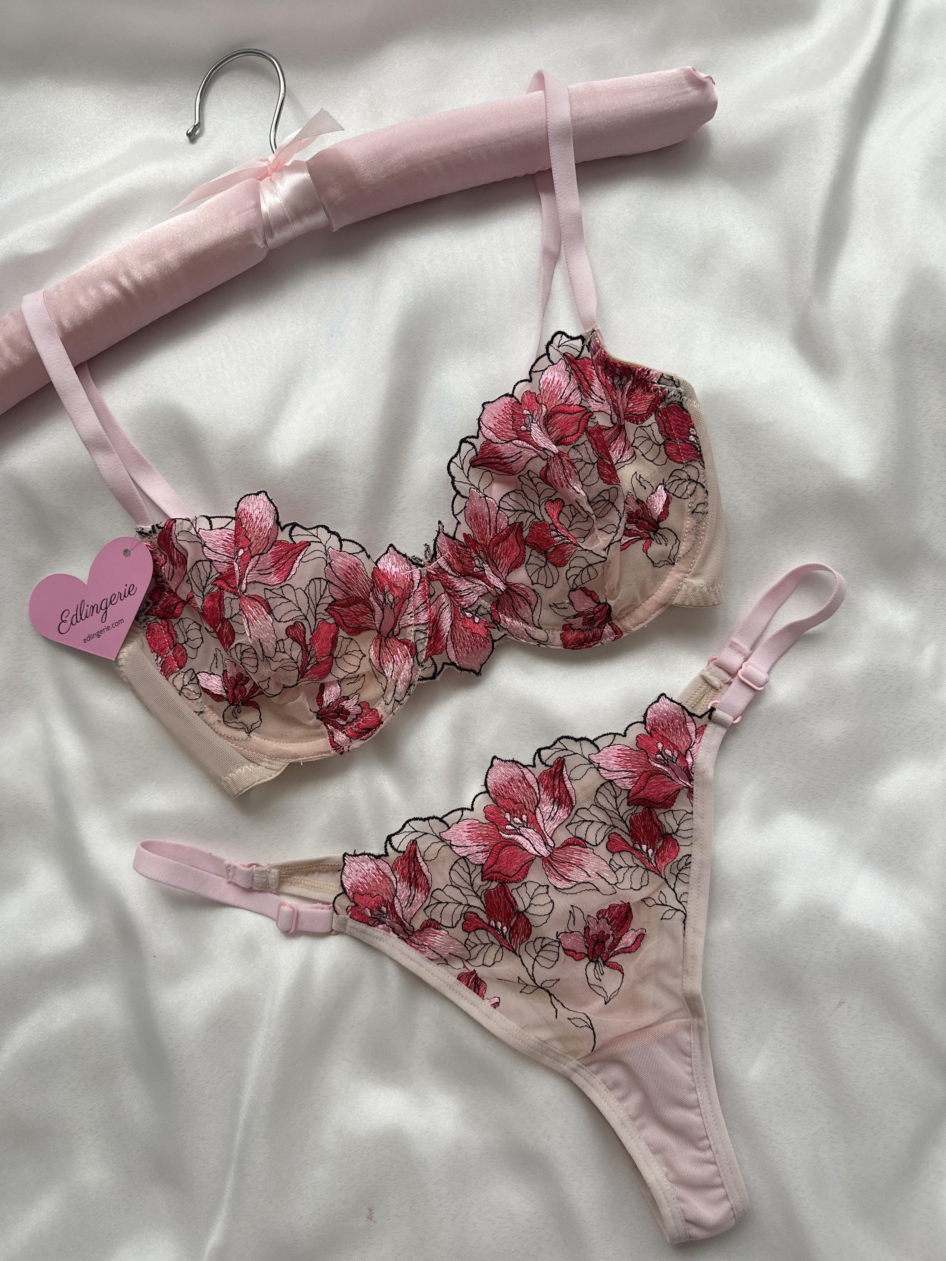 Camille Bralet Set