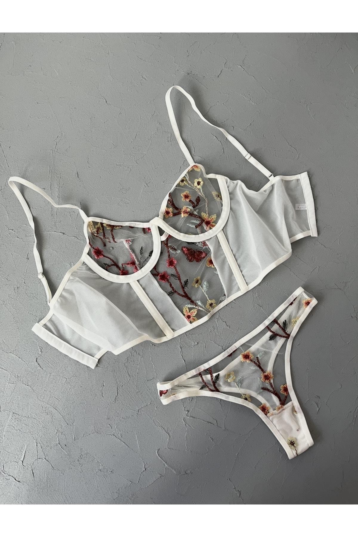 Çiçek Detaylı Bralet Takımı