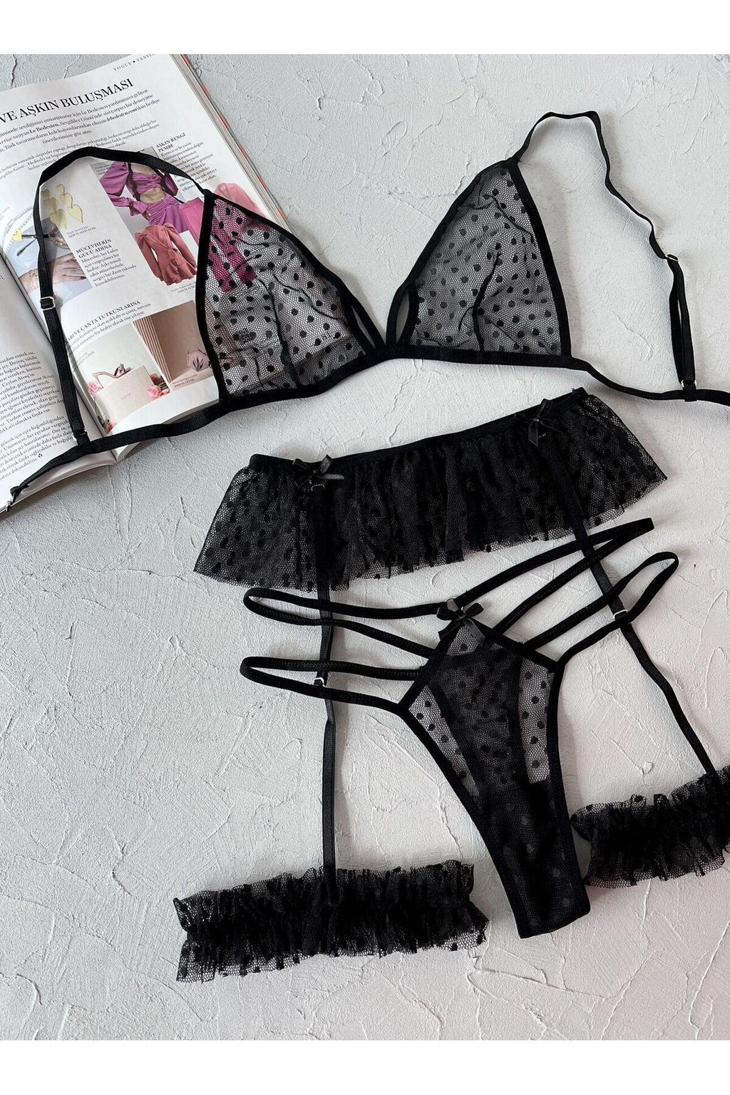 Darla Polka Dot Garter Set