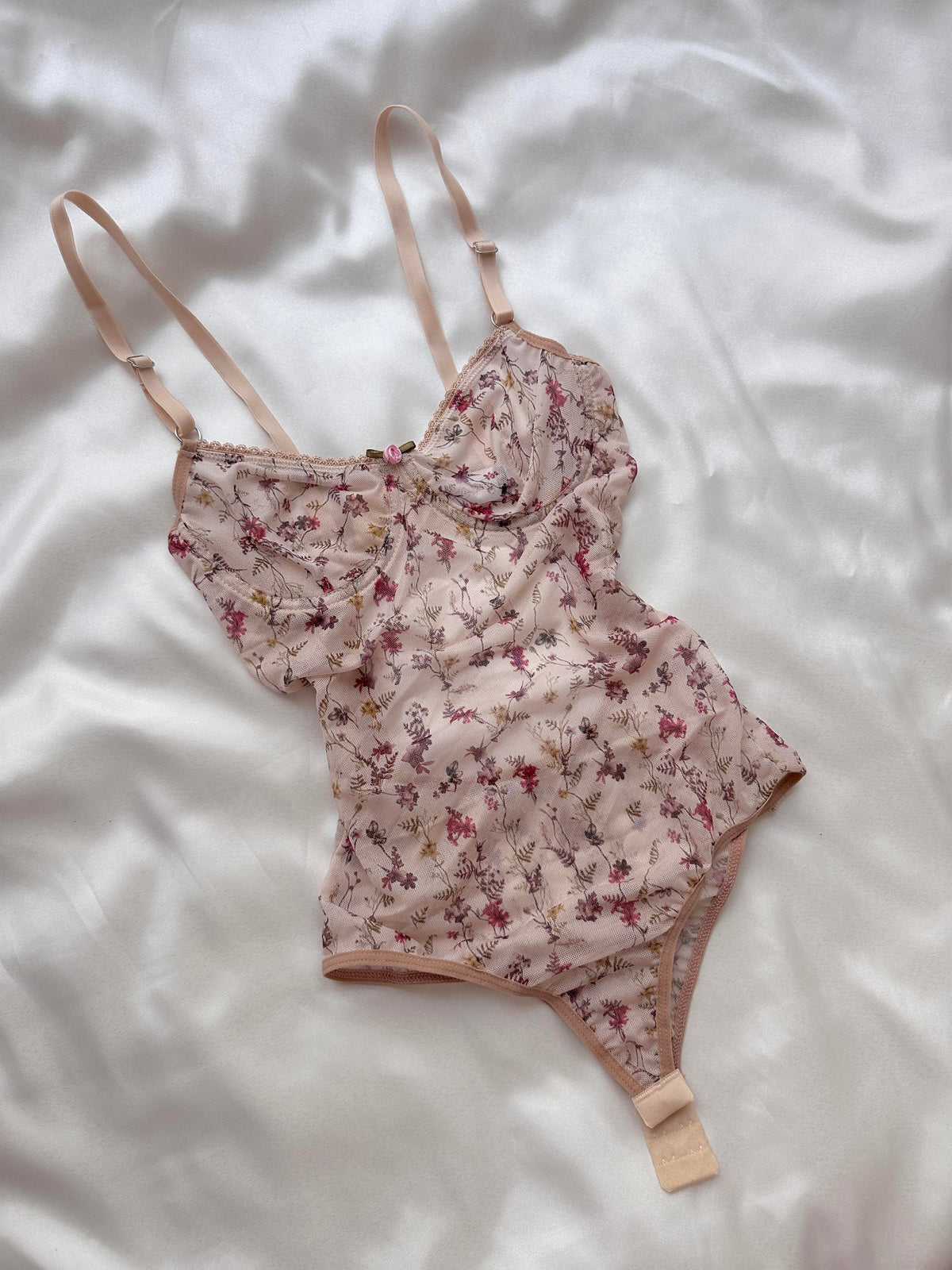 Desire Çiçek Desenli Bodysuit
