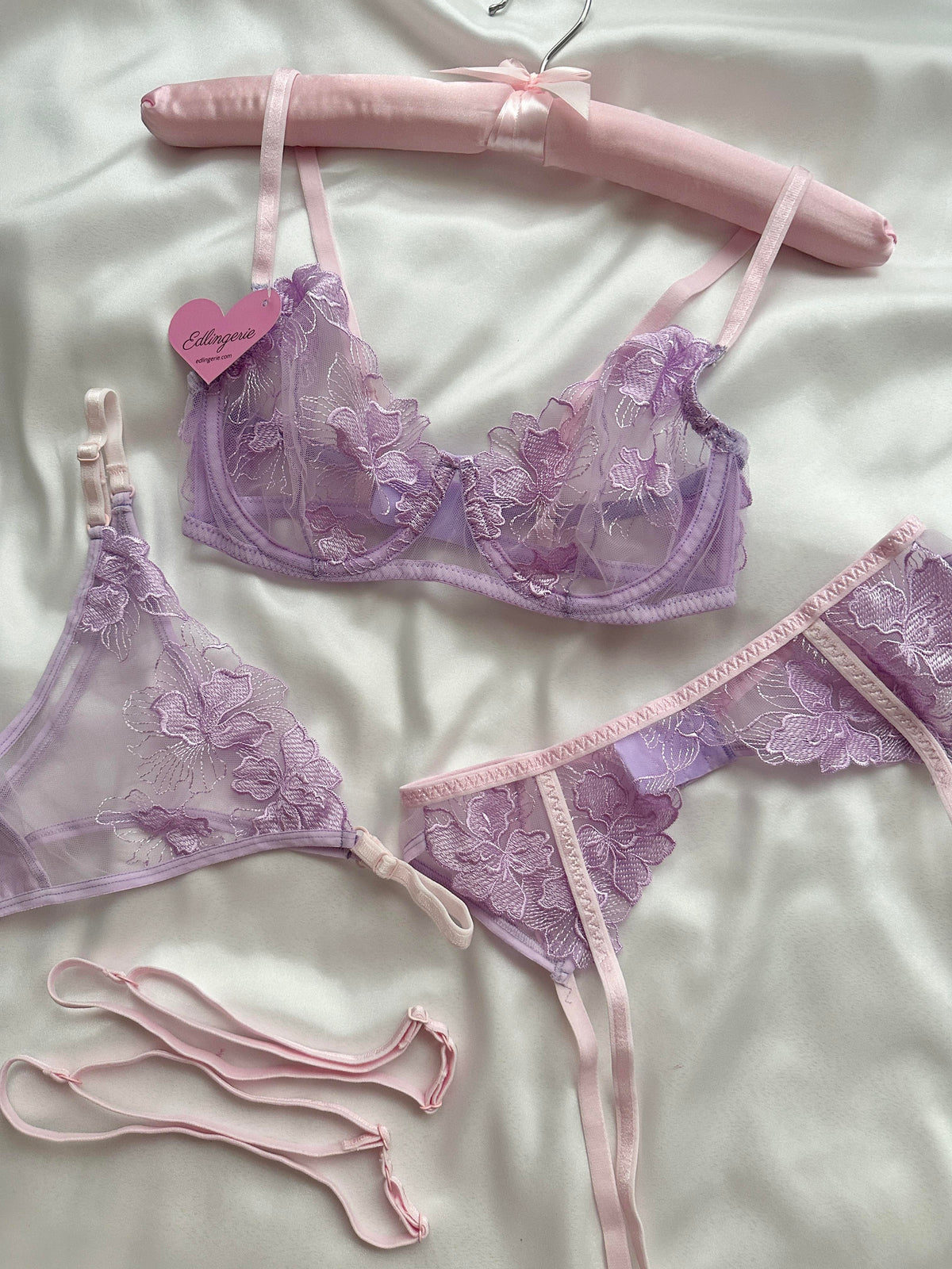 Eldora Garter Set