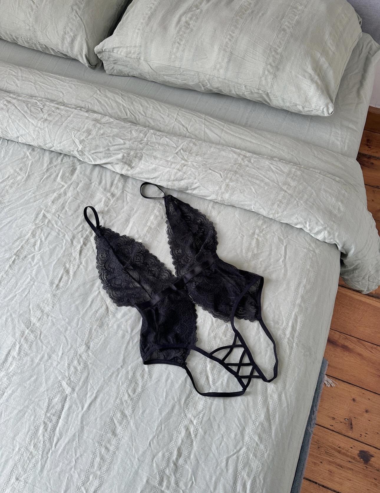 Jessica Özel Bölgesi Açık Fantezi Bodysuit