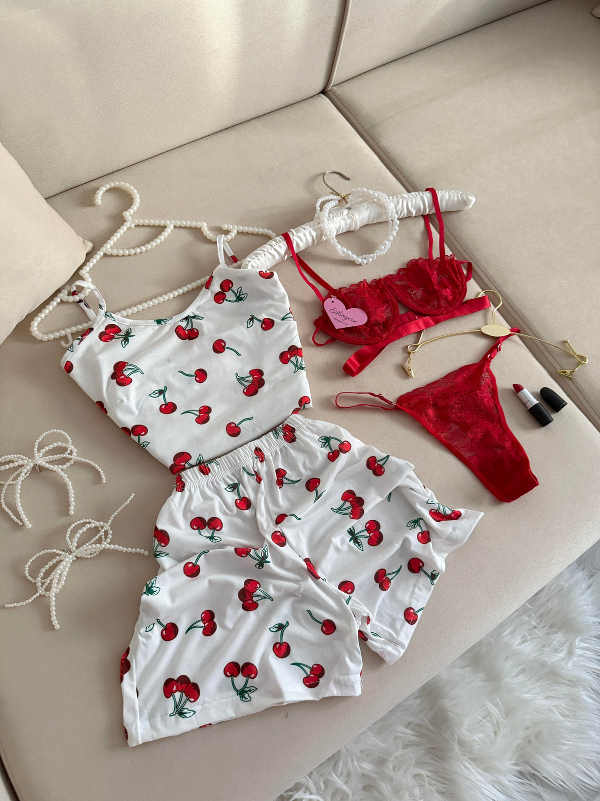 Kiraz Desenli Set