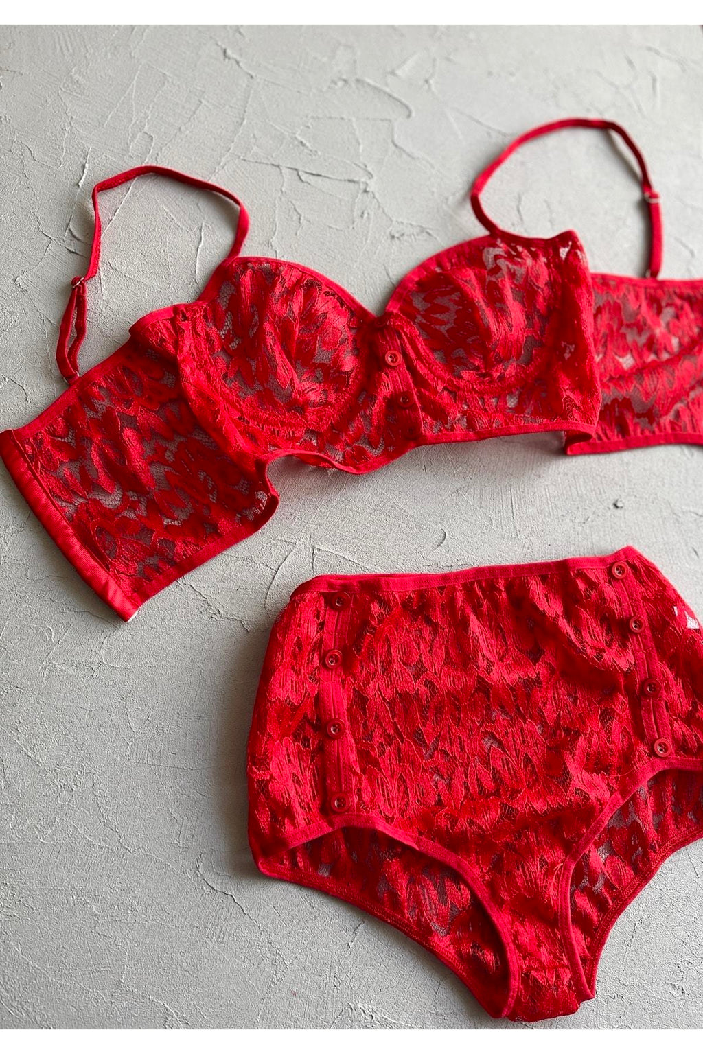 Kırmızı Bralet Takımı