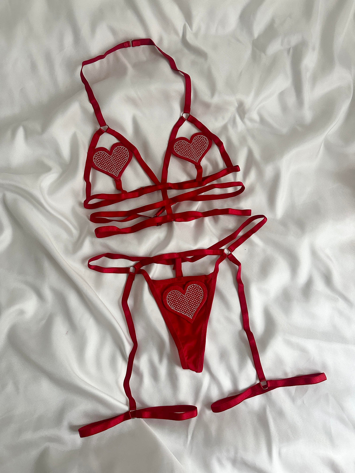 Kırmızı Kalp Detaylı Harness Takım