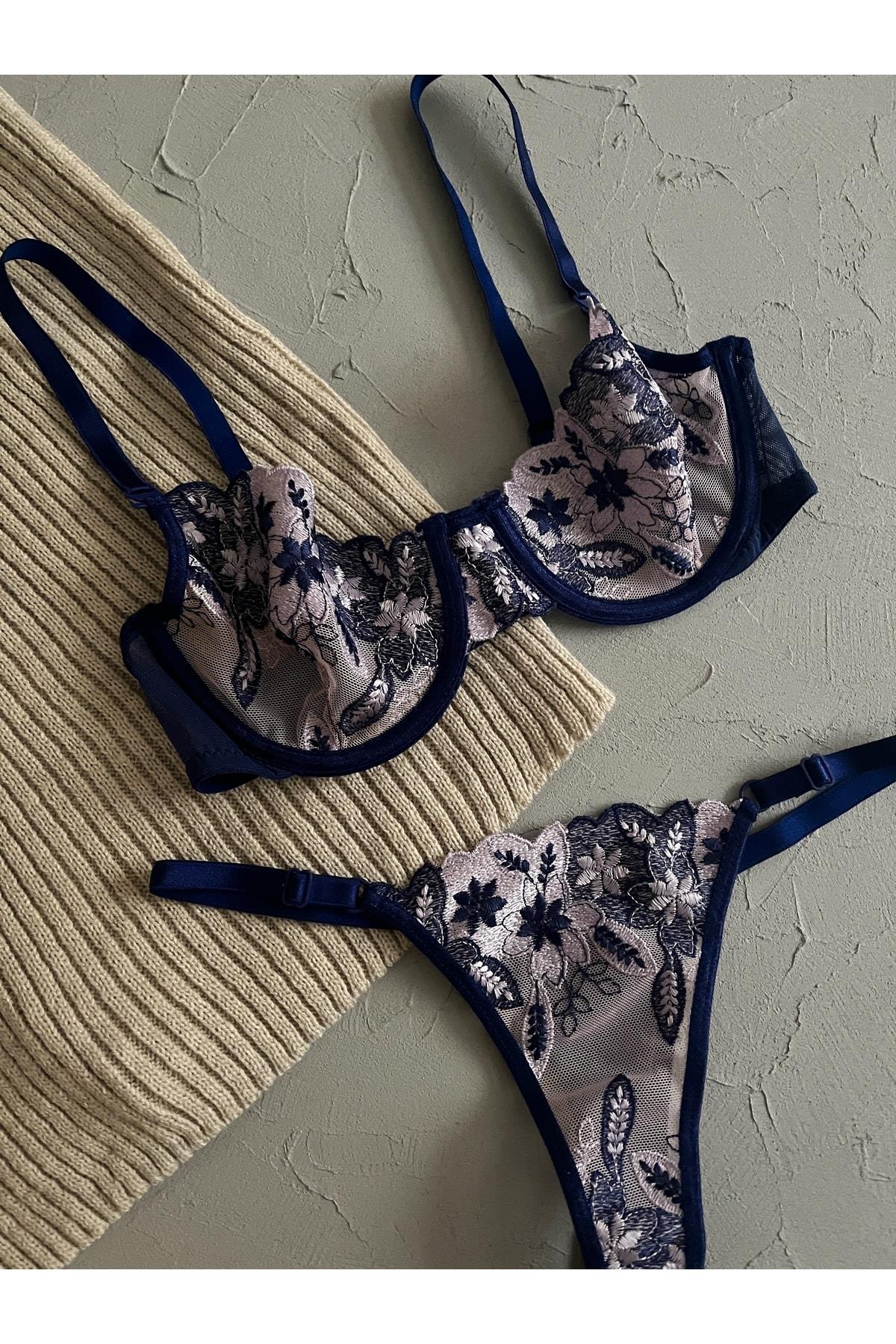 Lacivert Balenli Bralet Takımı