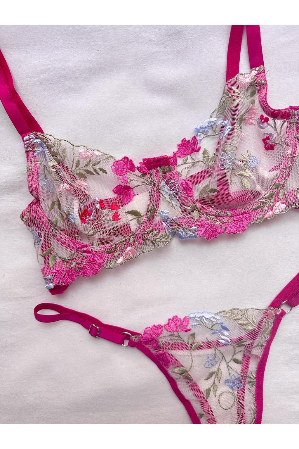 Lavinia Pink Bralette Set