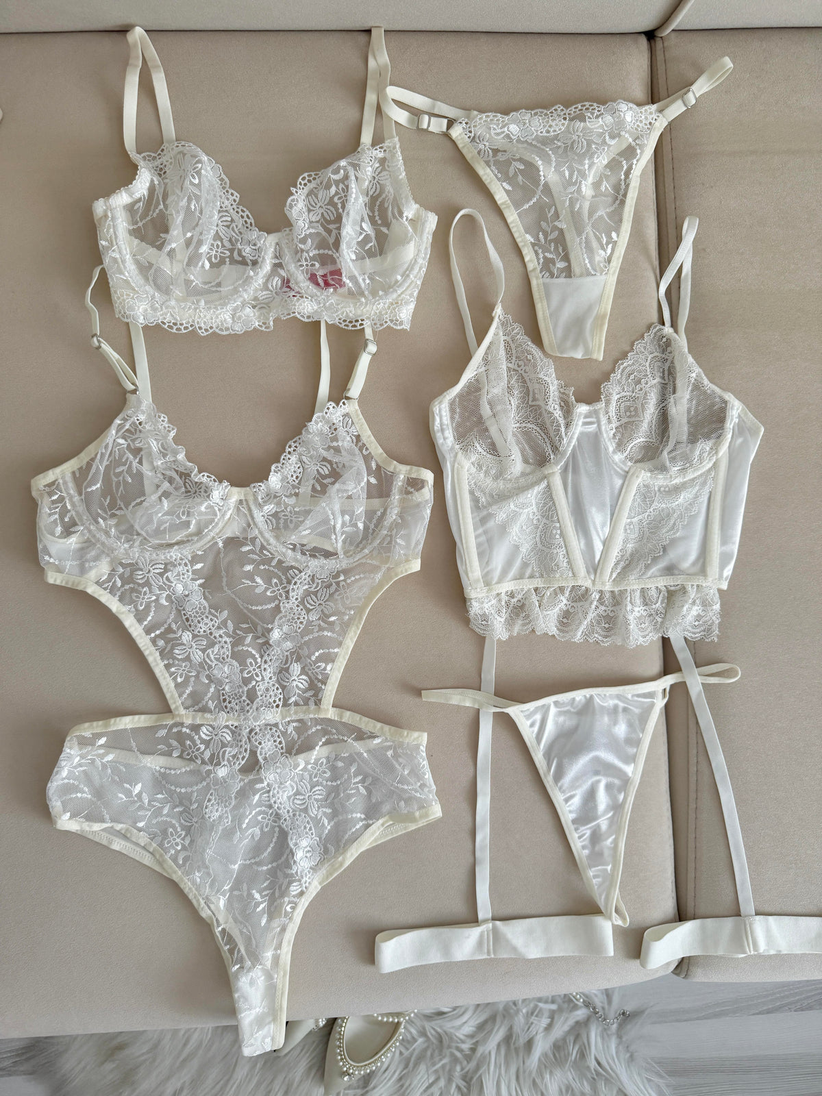 Lily Ekru Set