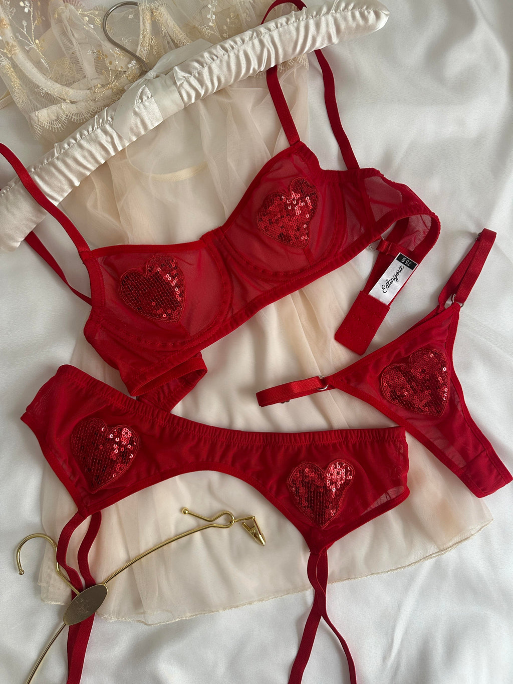 Love Red Garter Set