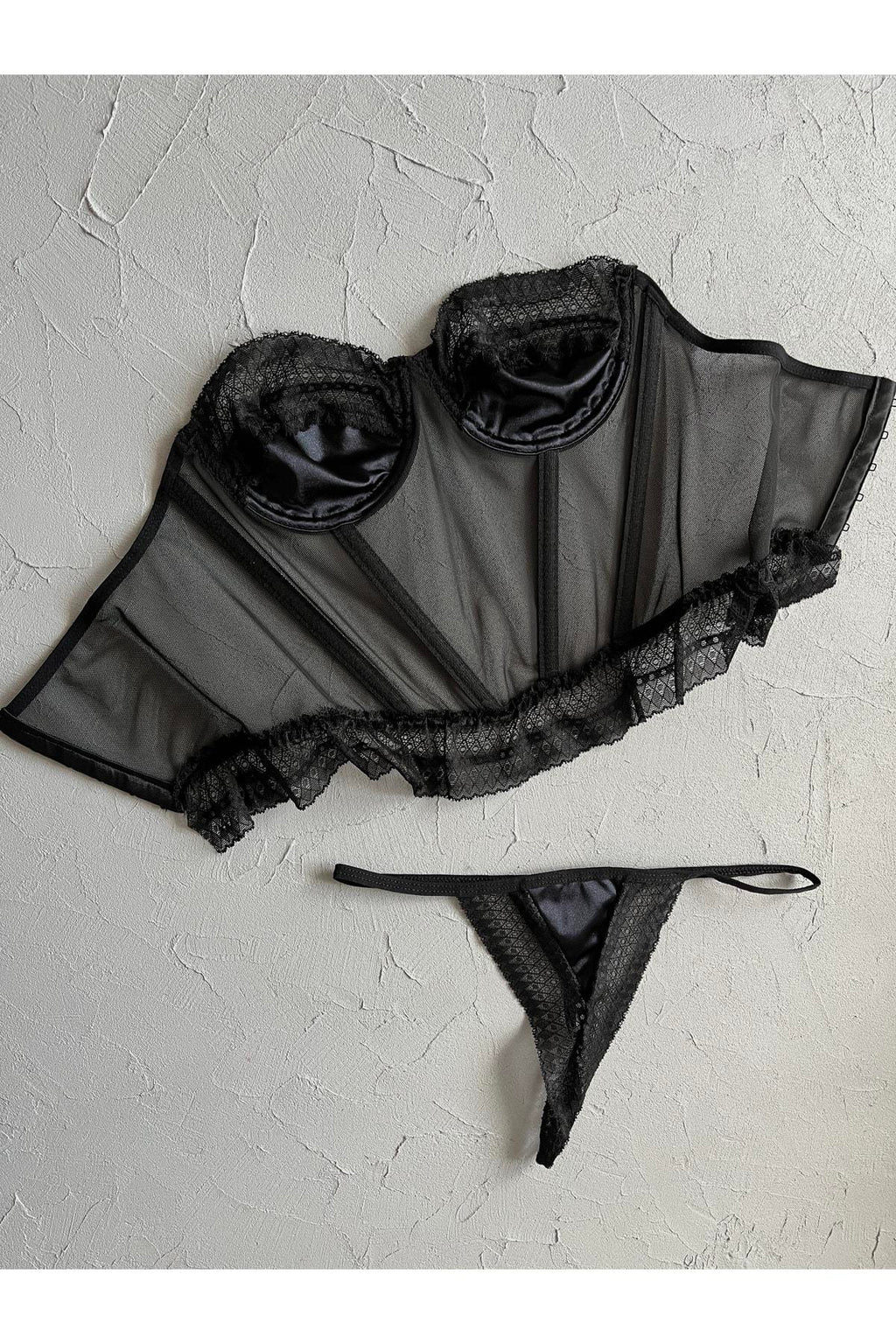 Luara Vintage Design Bustier Set