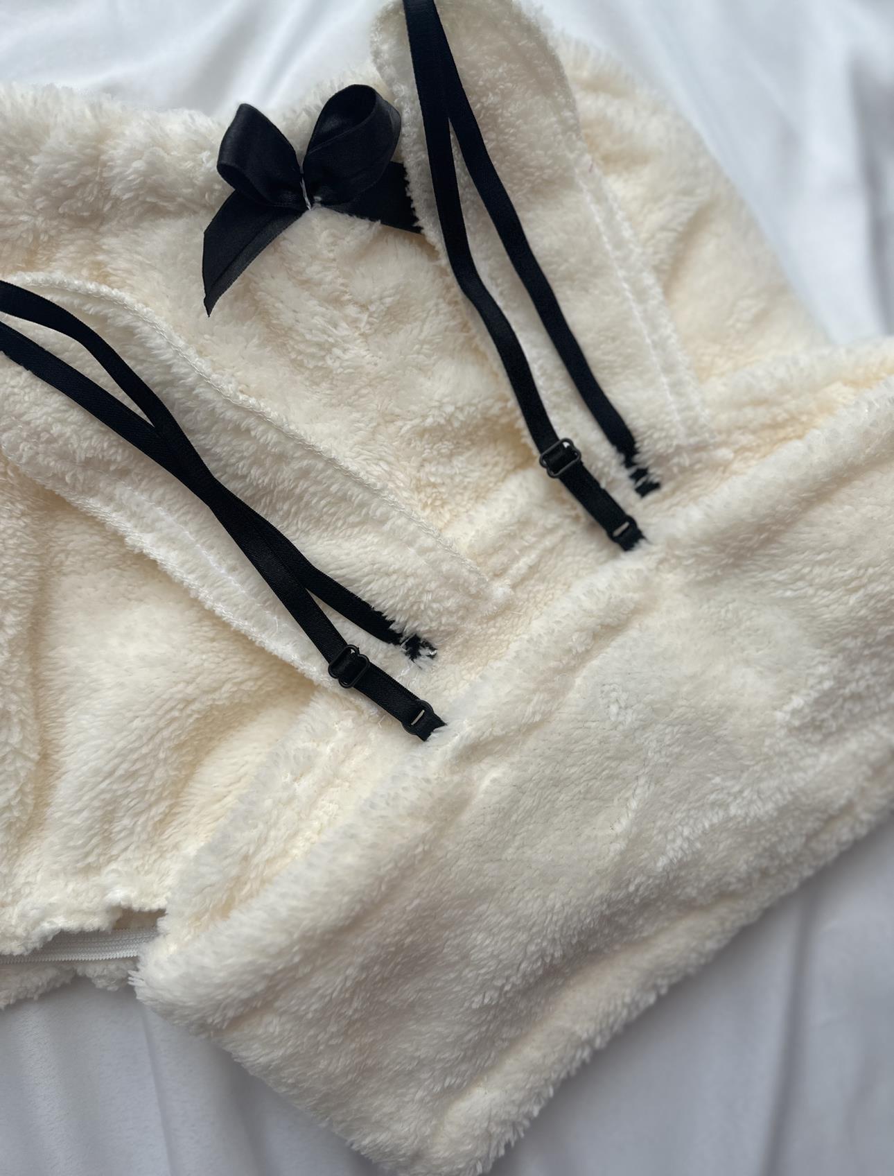 Peluş Wellsoft Şortlu Büstiyer Pijama Takımı