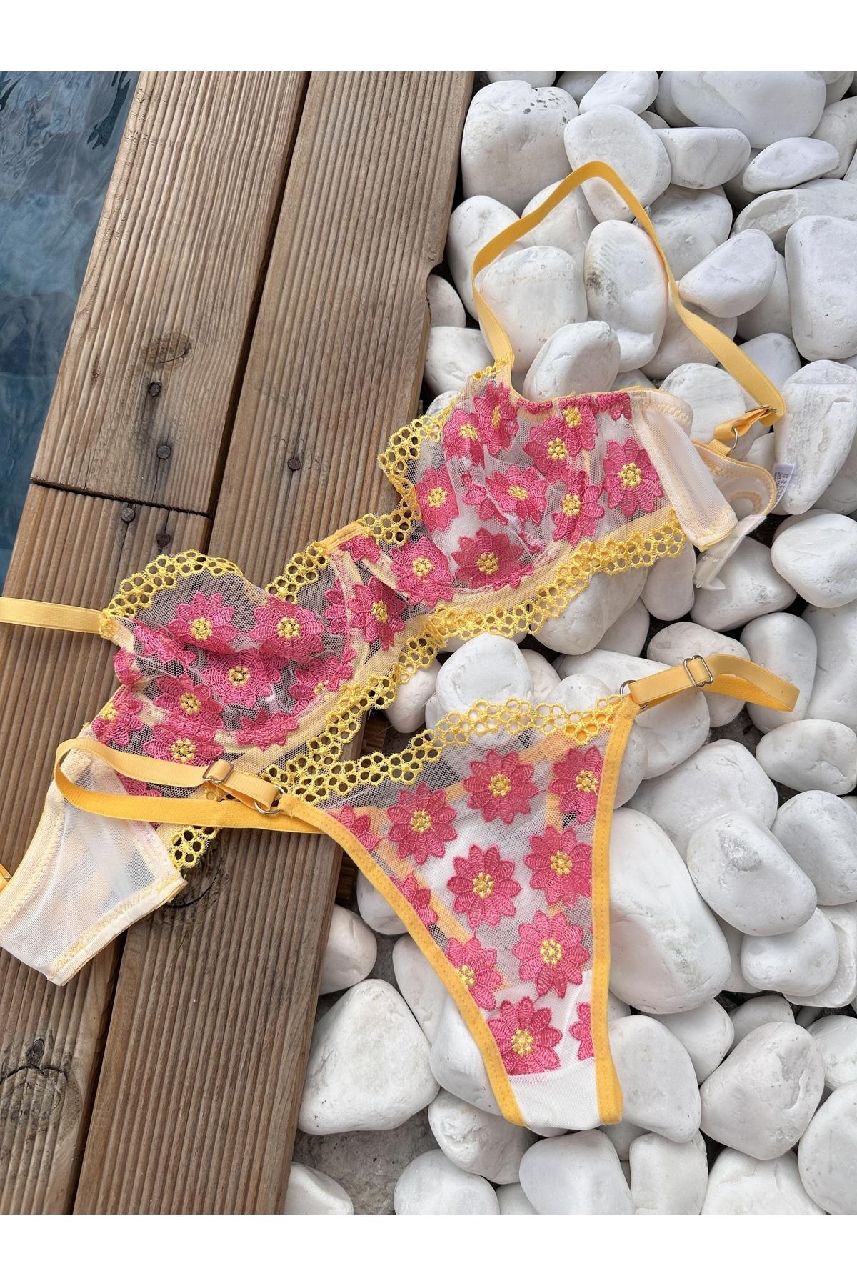 Pembe Papatya Desenli Bralet Takımı
