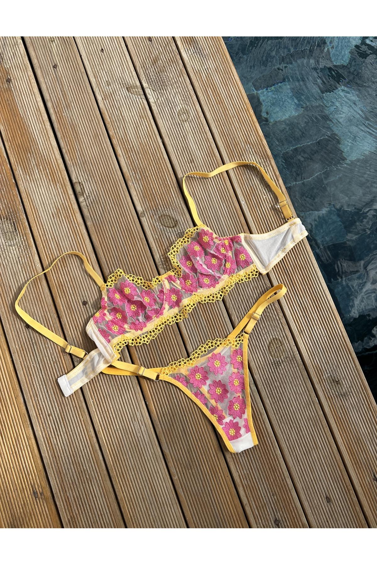 Pembe Papatya Desenli Bralet Takımı