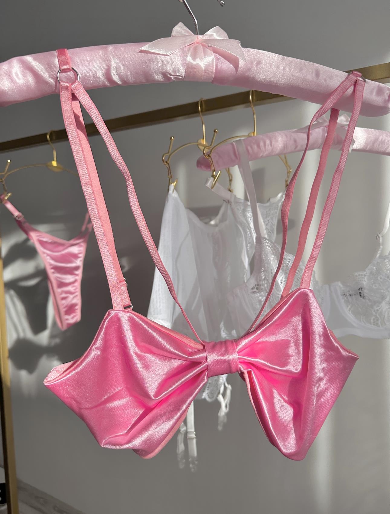Pembe Saten Kurdale Bralet Takımı