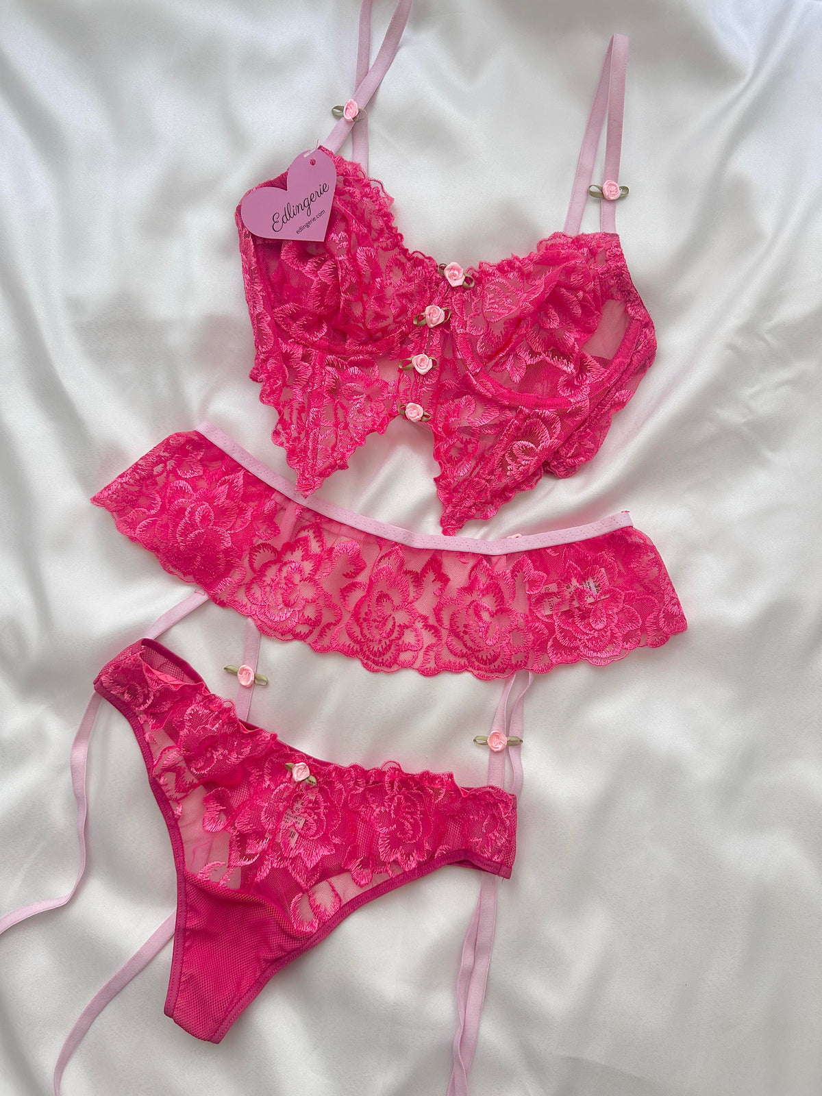 Roesia Pink Garter Set