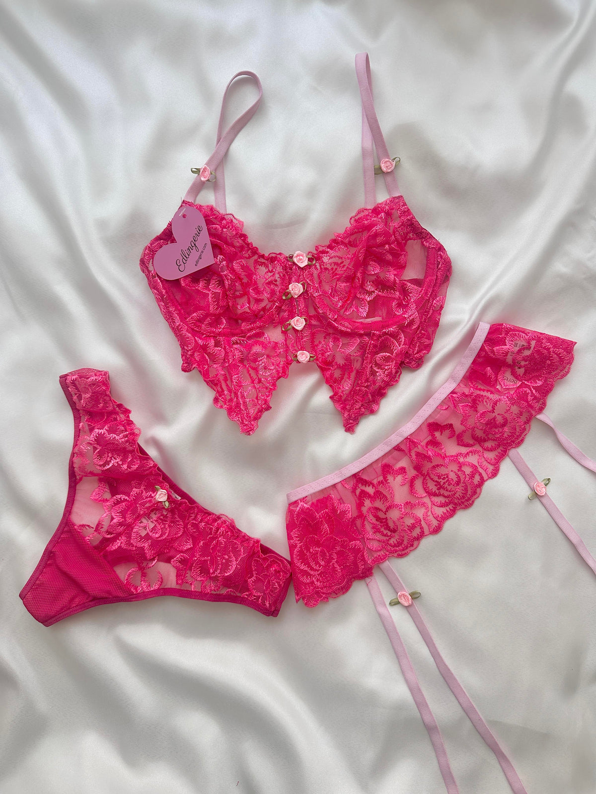 Roesia Pink Garter Set