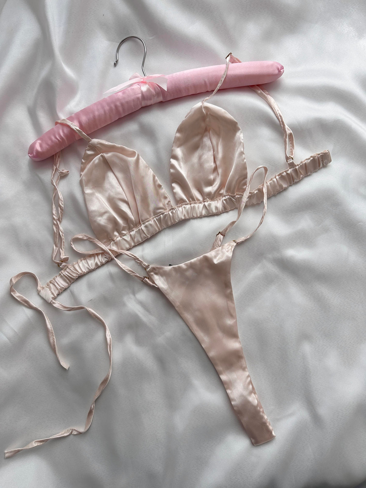 Saten Ekru Bralet Takımı