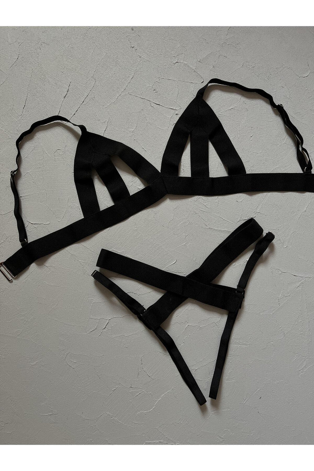 Black Band Harness Set