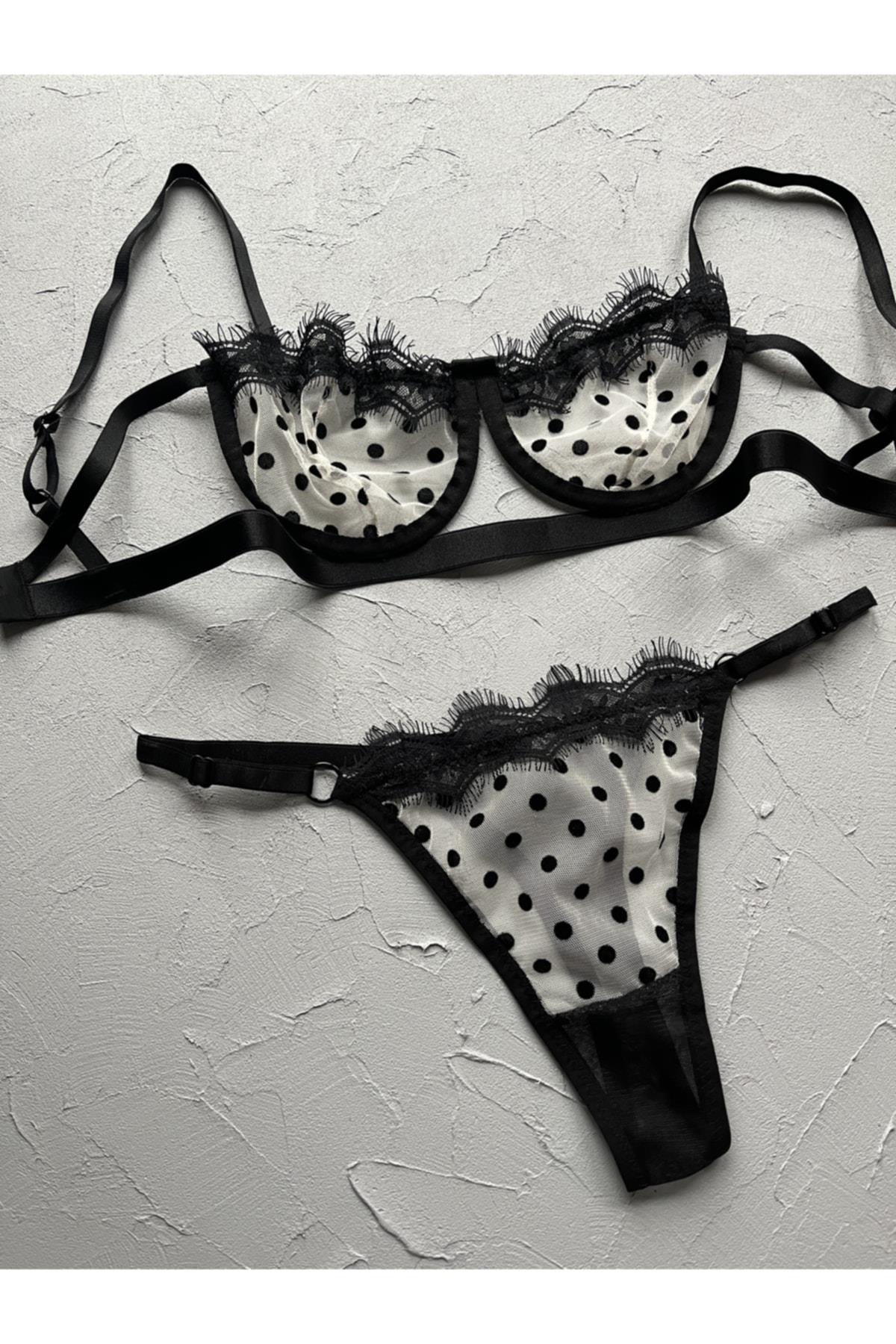 Siyah Fantezi Bralet Takımı