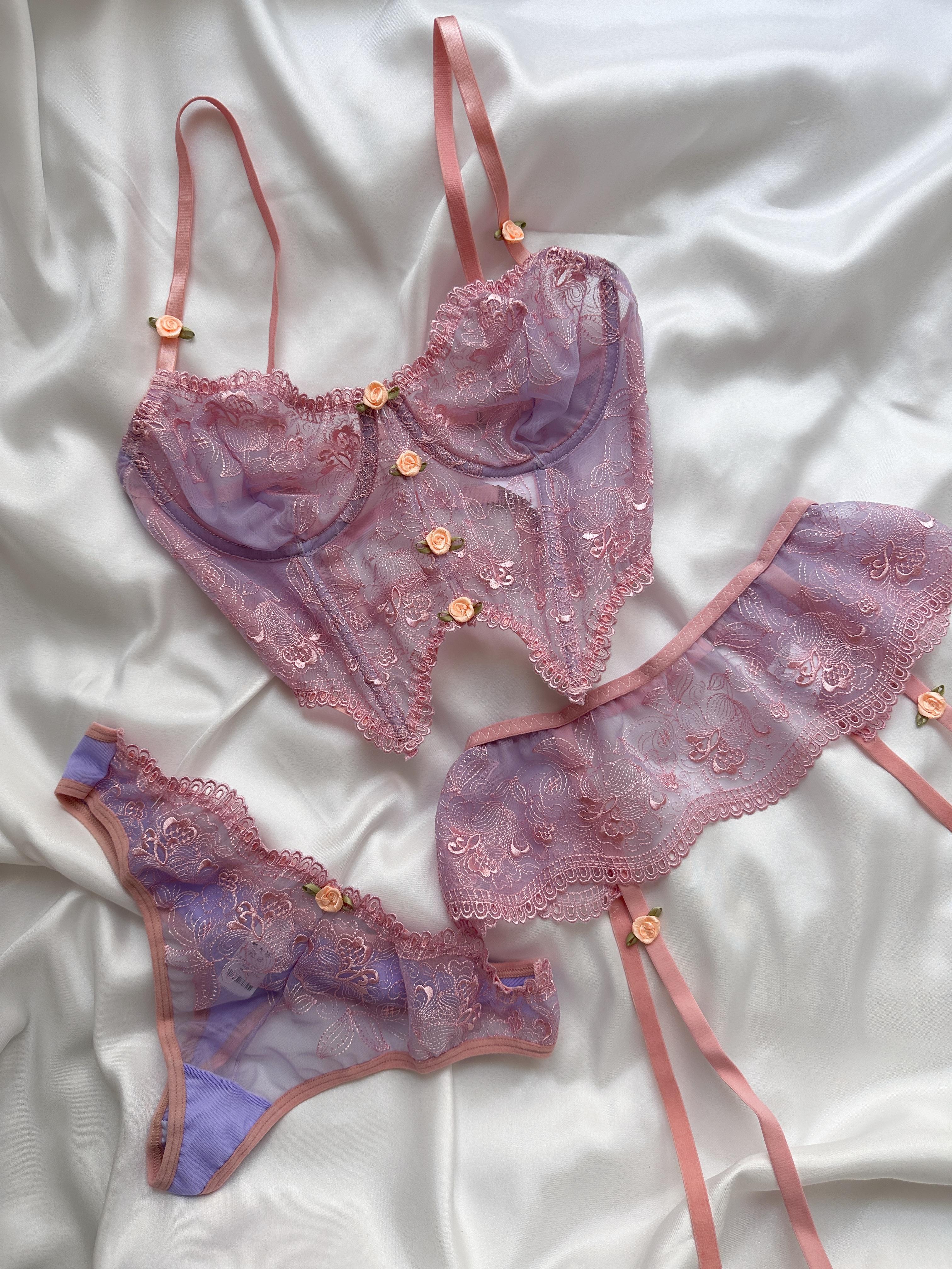 Soft Pink Garter Set