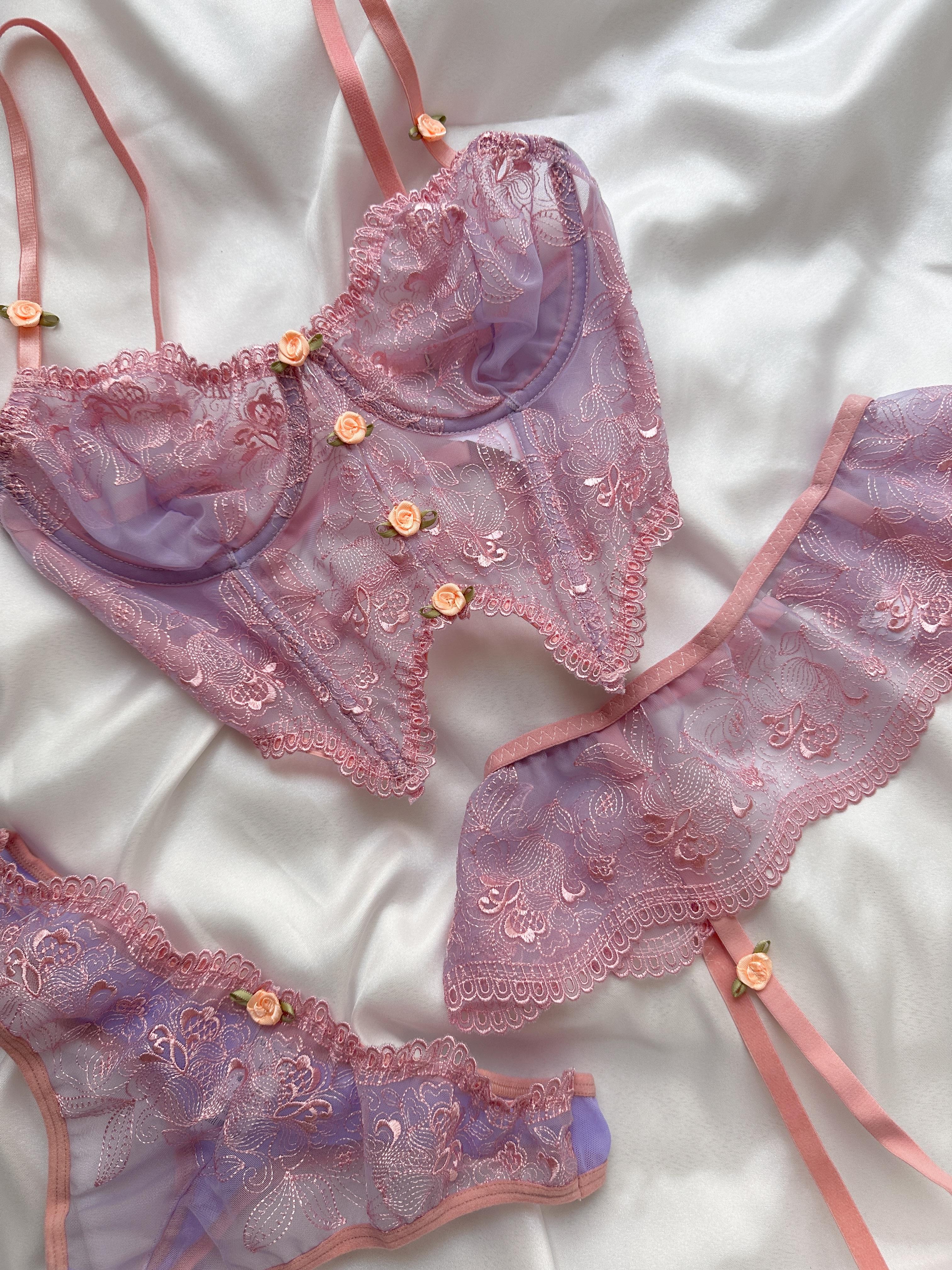 Soft Pink Garter Set