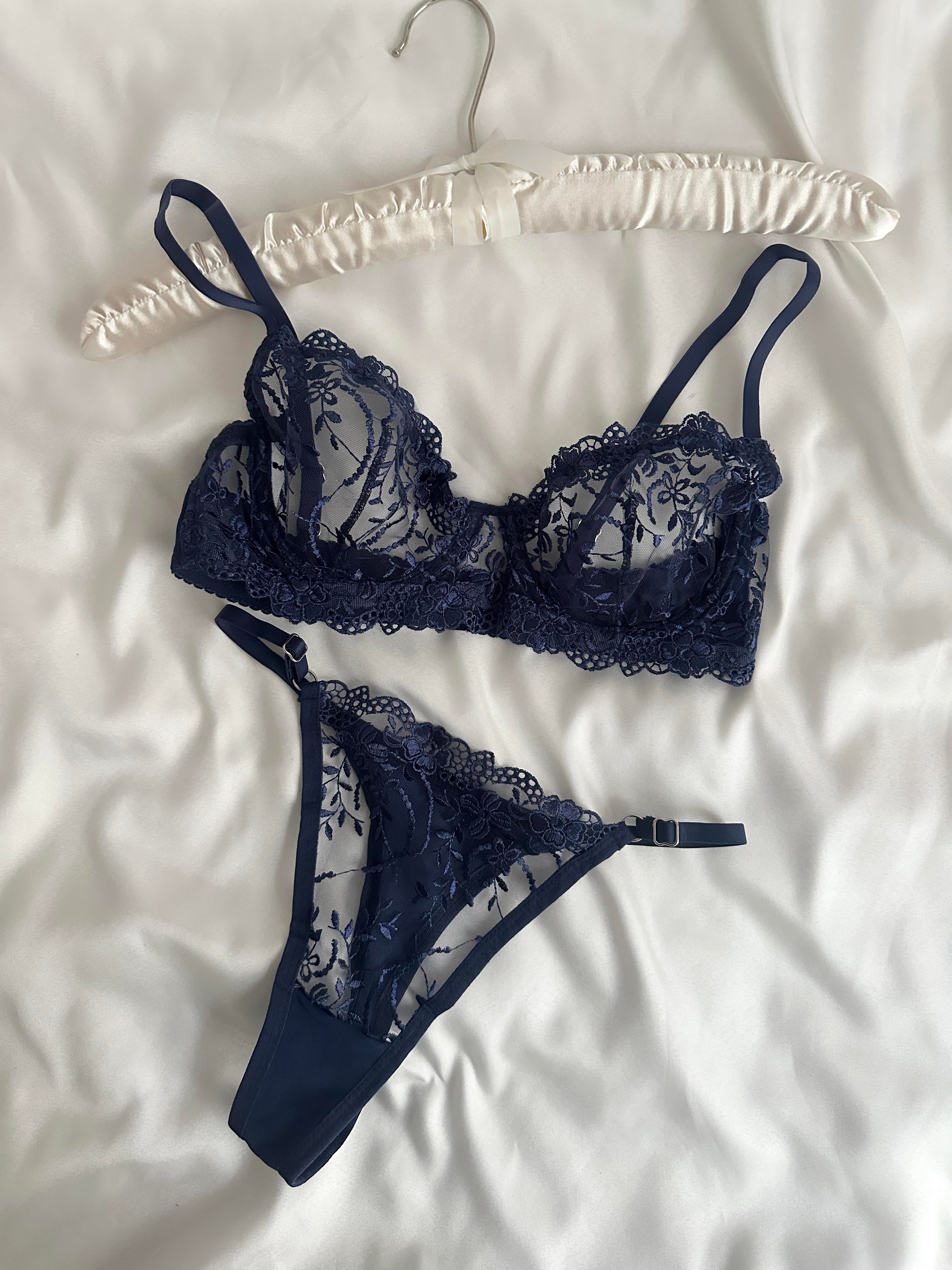 Swan Navy Bralette Set