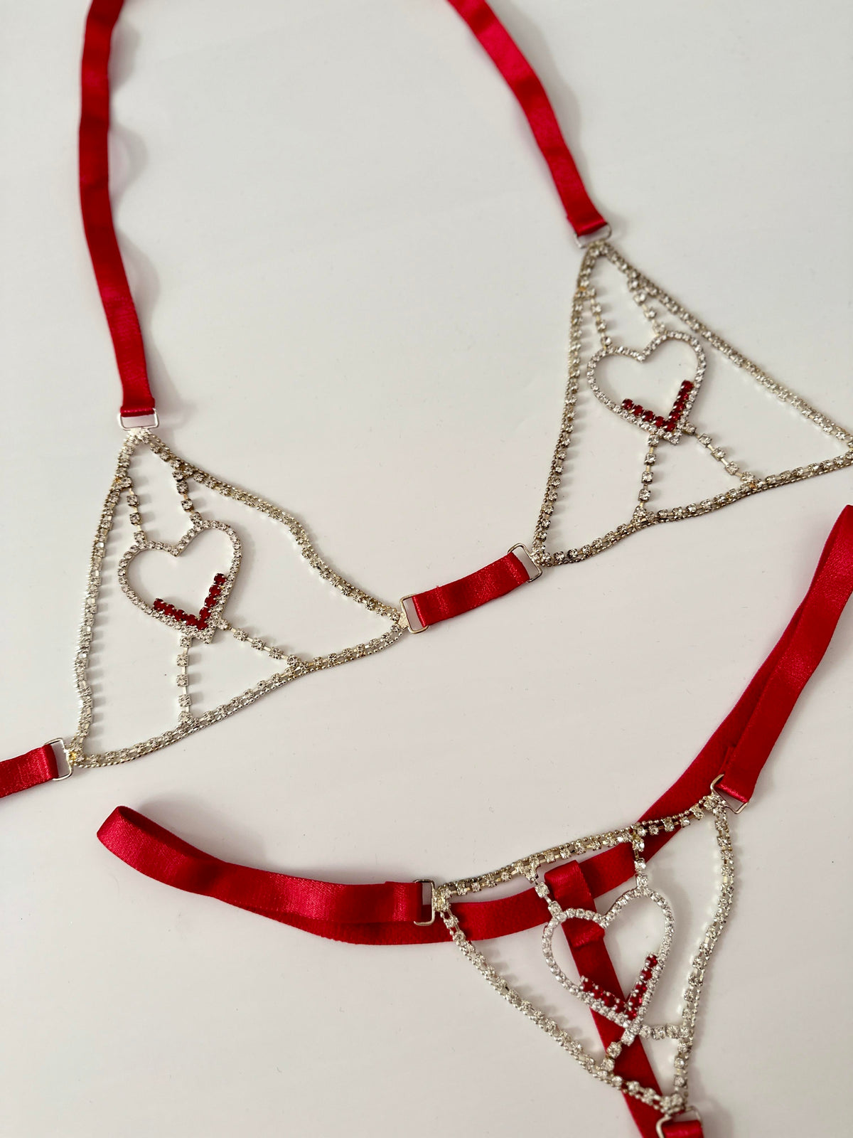 Taşlı Kalp Detaylı Bralet Takımı