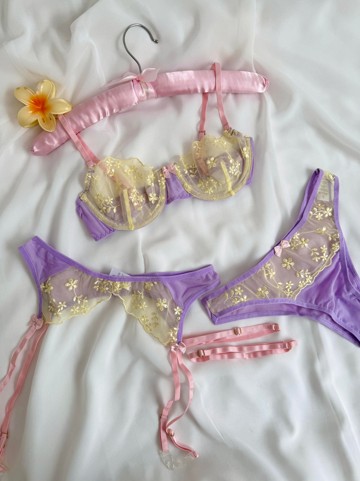 Violet Garter Set