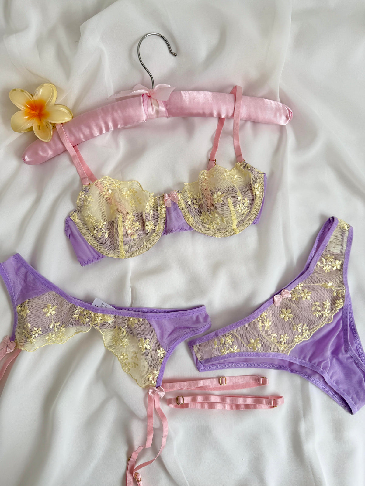 Violet Garter Set